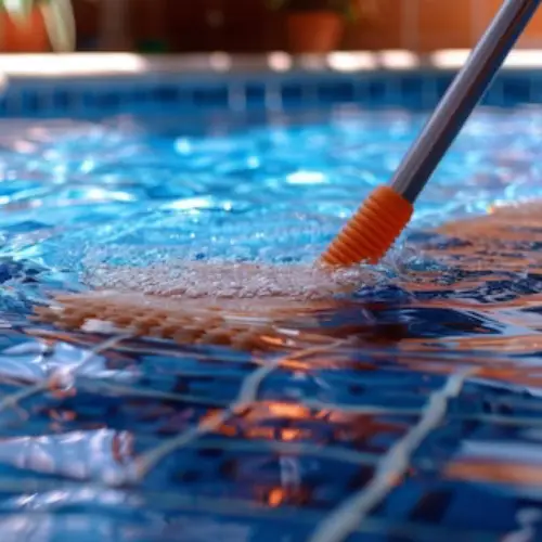 pool cleaning and maintenance services