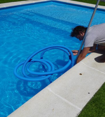 pool cleaning services hampton north