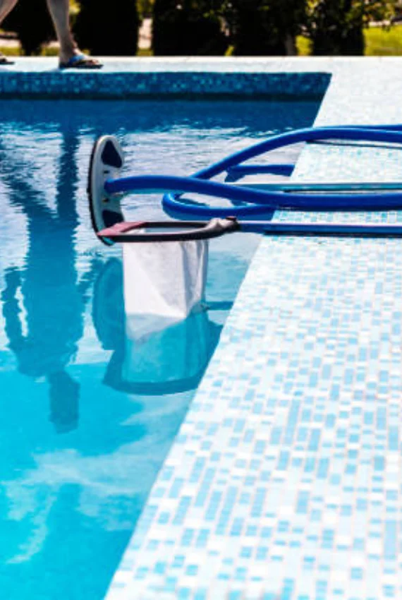 mount waverley swimming pool maintenance