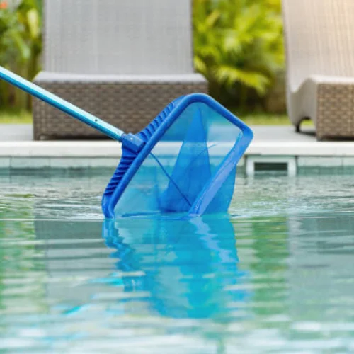 pool cleaning mordialloc