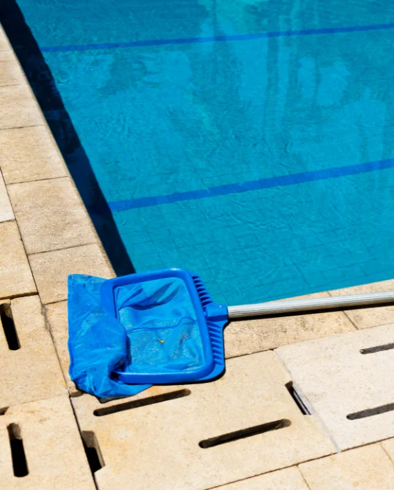 pool cleaning services parkdale