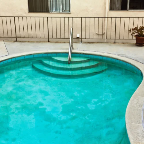 pool maintenance in murrumbeena