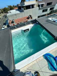 pool cleaning and maintenance