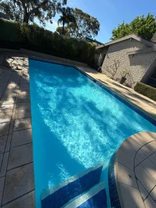 pool cleaning and maintenance