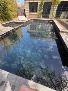 pool cleaning and maintenance