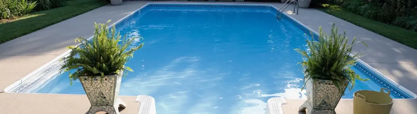 Pool Cleaning & Maintenance